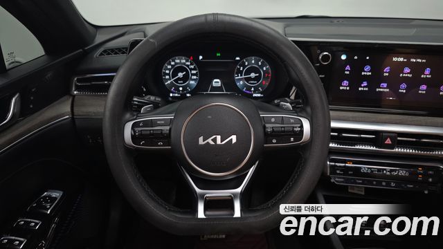 Kia K5 (III) 1.6 Turbo Signature 2023 — фото 14