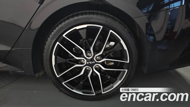 Kia K5 (III) 1.6 Turbo Signature 2023 — фото 21