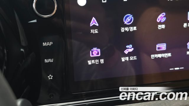 Kia K5 (III) 1.6 Turbo Signature 2023 — фото 31