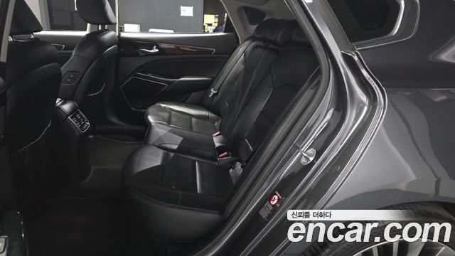 Kia K7 2.4 GDI Limited 2017 — фото 12