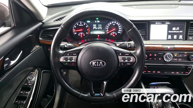 Kia K7 2.4 GDI Limited 2017 — фото 13