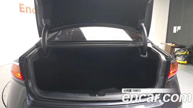 Kia K7 2.4 GDI Limited 2017 — фото 20
