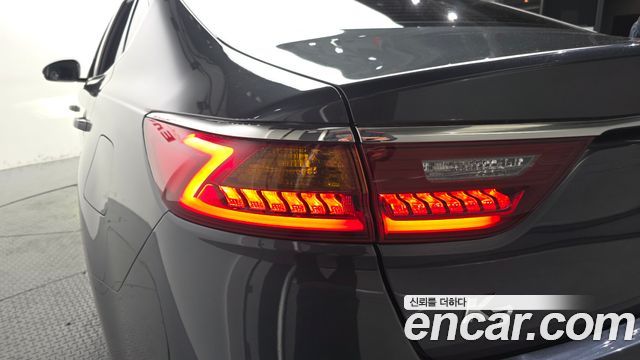 Kia K7 2.4 GDI Limited 2017 — фото 23