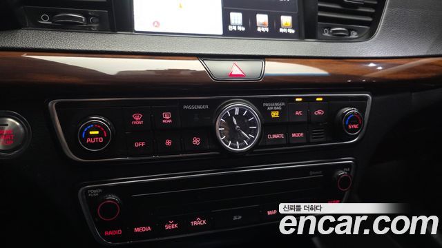 Kia K7 2.4 GDI Limited 2017 — фото 32