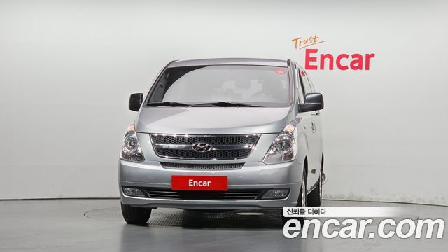 Hyundai Grand Starex 12-Seater Wagon CVX Luxury 2015 — фото 3