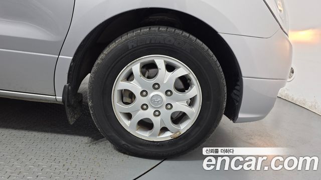 Hyundai Grand Starex 12-Seater Wagon CVX Luxury 2015 — фото 21