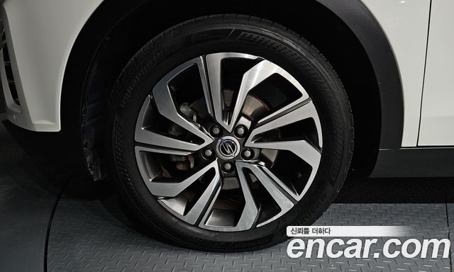 KG Mobility (SsangYong) Very New Tivoli Gasoline 1.5 2WD V3 2022 — фото 5