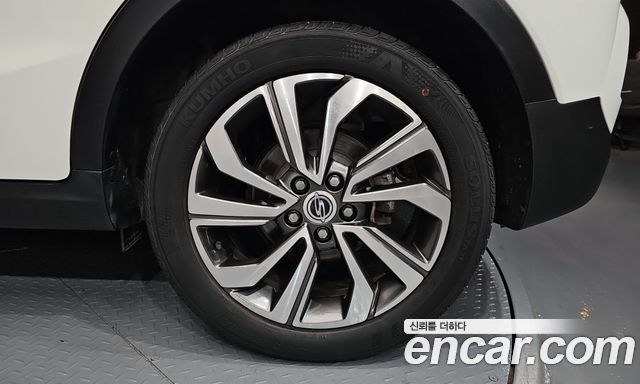 KG Mobility (SsangYong) Very New Tivoli Gasoline 1.5 2WD V3 2022 — фото 27