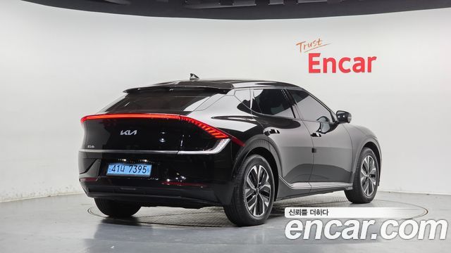 Kia EV6 Long Range Earth 2023 — фото 2