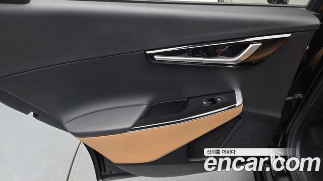 Kia EV6 Long Range Earth 2023 — фото 25