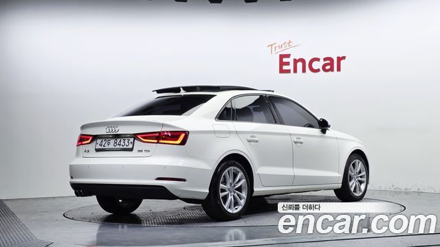 Audi A3 35 TDI Dynamic 8V 2015 — фото 2
