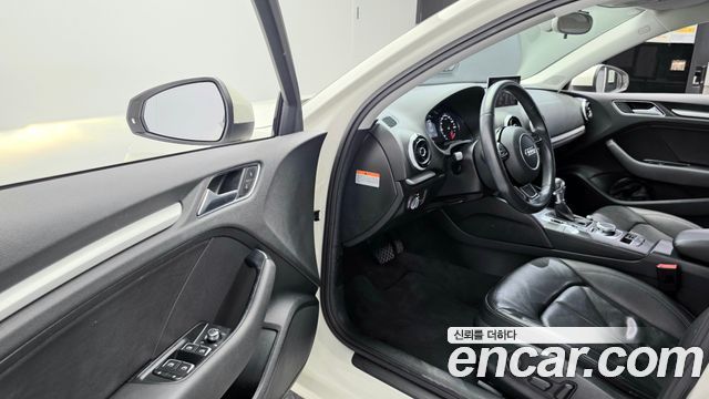 Audi A3 35 TDI Dynamic 8V 2015 — фото 10