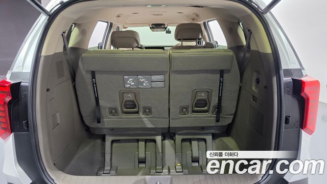 Kia Carnival (IV) HEV 7seater Signature 2024 — фото 15