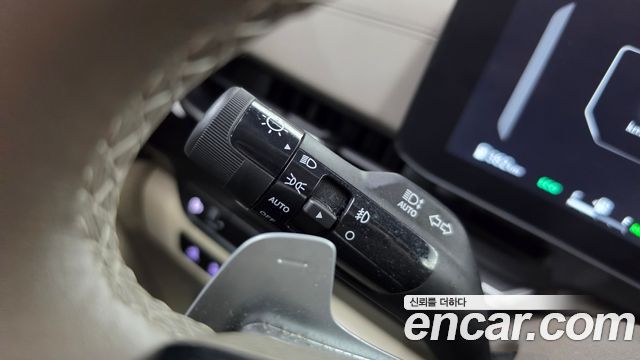 Kia Carnival (IV) HEV 7seater Signature 2024 — фото 30
