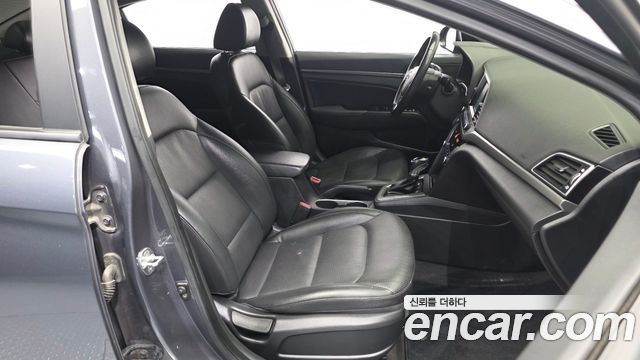 Hyundai Avante (AD) 1.6 GDI Smart Special 2017 — фото 11