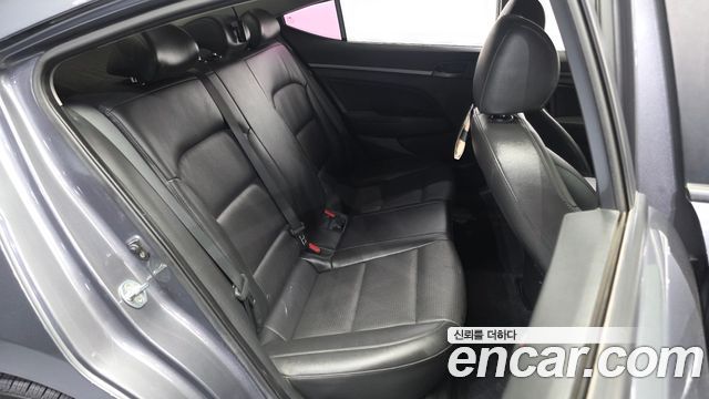 Hyundai Avante (AD) 1.6 GDI Smart Special 2017 — фото 12