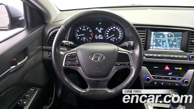 Hyundai Avante (AD) 1.6 GDI Smart Special 2017 — фото 13