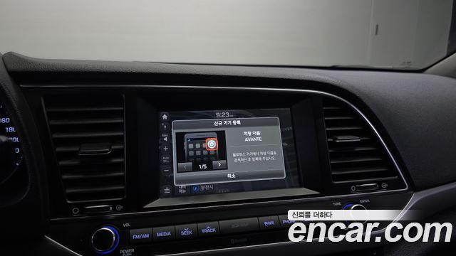 Hyundai Avante (AD) 1.6 GDI Smart Special 2017 — фото 18
