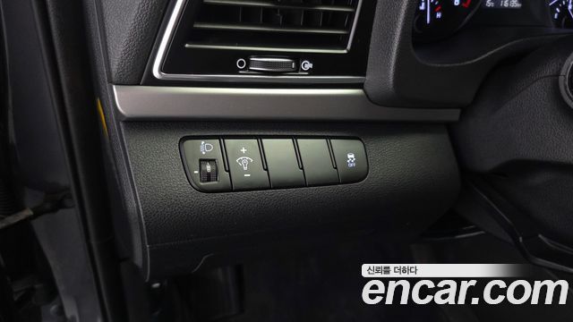 Hyundai Avante (AD) 1.6 GDI Smart Special 2017 — фото 27