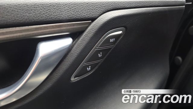 Hyundai Grandeur (IG) 3.0 Exclusive 2017 — фото 29