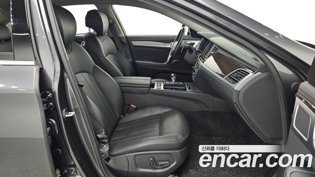 Genesis G80 3.3 GDI AWD Luxury 2017 — фото 11