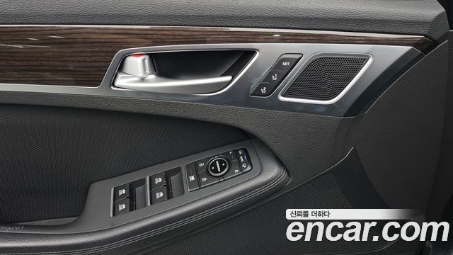 Genesis G80 3.3 GDI AWD Luxury 2017 — фото 17