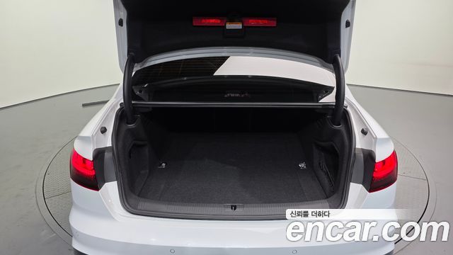 Audi A4 (B9) 35 TDI Premium 2021 — фото 20