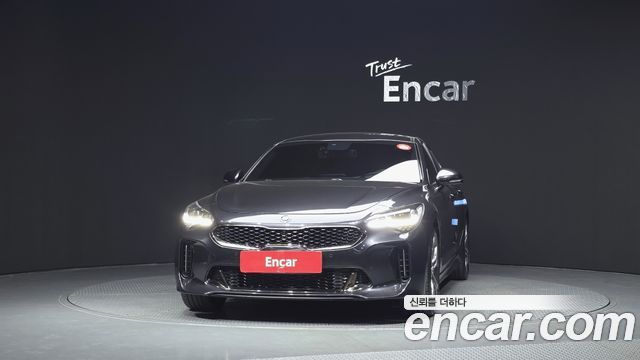 Kia Stinger 2.0 Turbo 2WD Platinum 2018 — фото 3