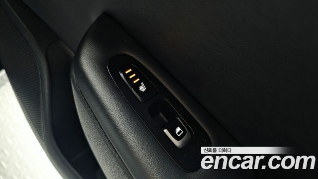 Kia Stinger 2.0 Turbo 2WD Platinum 2018 — фото 28