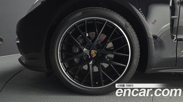 Porsche Panamera (971) 3.0 AWD 2020 — фото 5
