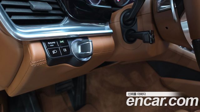 Porsche Panamera (971) 3.0 AWD 2020 — фото 34