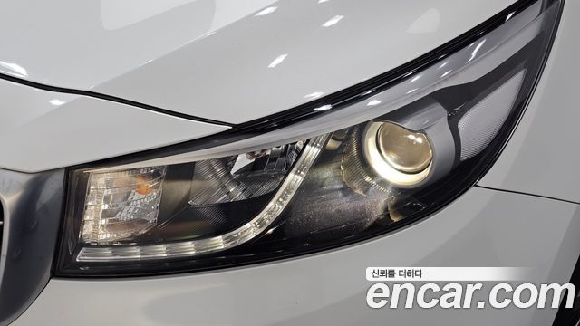Kia Carnival 9-seater Noblesse 2016 — фото 28