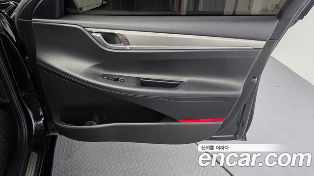 Hyundai Grandeur (IG) 2.5 Premium Choice 2021 — фото 24