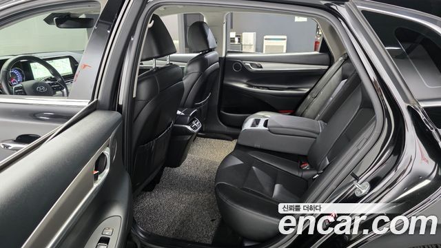 Hyundai Grandeur (IG) 2.5 Premium Choice 2021 — фото 26