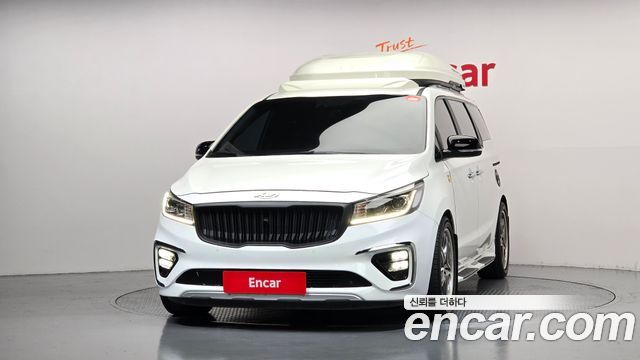 Kia Carnival 9-seater Prestige 2016 — фото 3