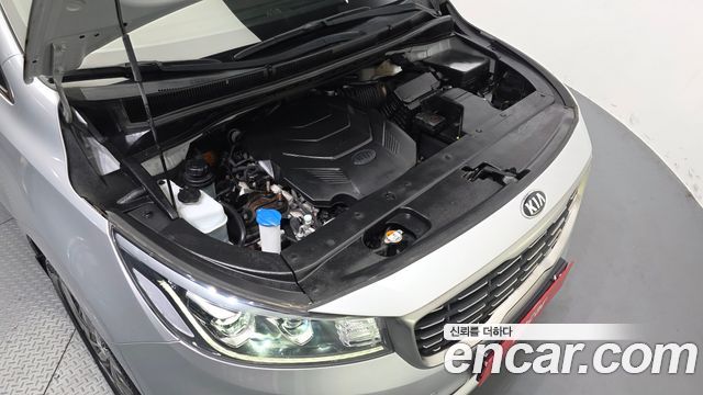 Kia Carnival Gasoline 7-Seater Limousine President 2020 — фото 6