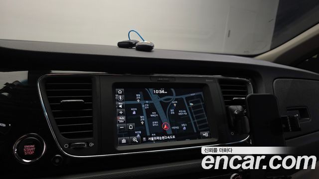 Kia Carnival Gasoline 7-Seater Limousine President 2020 — фото 18