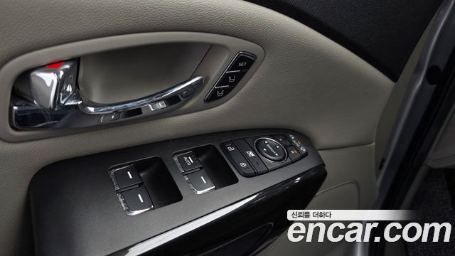Kia Carnival Gasoline 7-Seater Limousine President 2020 — фото 33