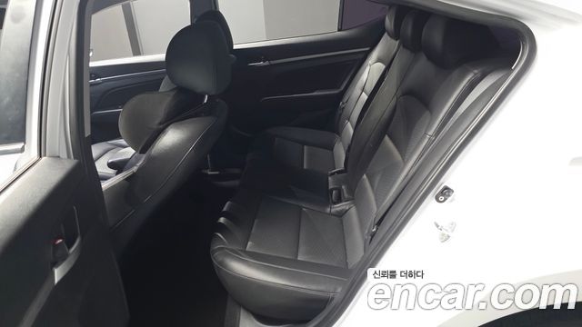 Hyundai Avante (AD) 1.6 Smart 2020 — фото 11