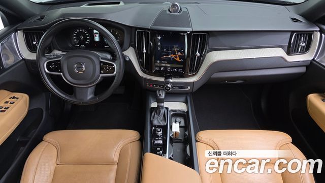 Volvo XC60 (II) D5 Inscription 2018 — фото 7