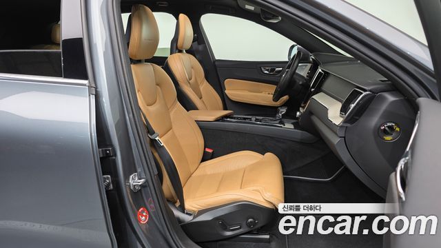 Volvo XC60 (II) D5 Inscription 2018 — фото 11