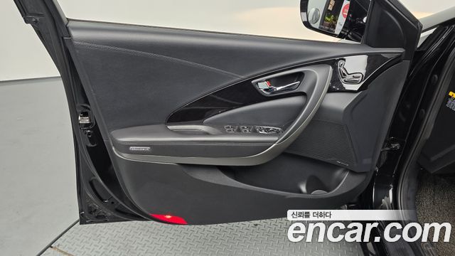 Hyundai Grandeur (HG) HG240 Modern Collection 2017 — фото 24