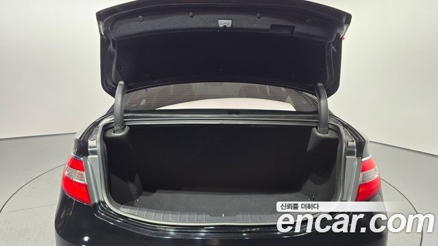 Hyundai Grandeur (HG) HG240 Modern Collection 2017 — фото 30