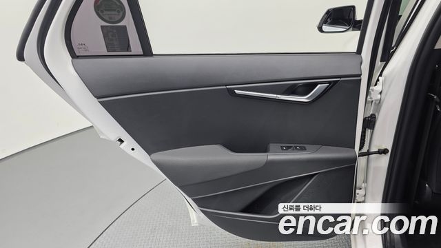 Kia Niro Prestige 2022 — фото 25