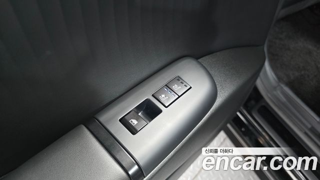 Hyundai Grandeur (GN7) 3,5 Gasoline 4WD Calligraphy 2023 — фото 23