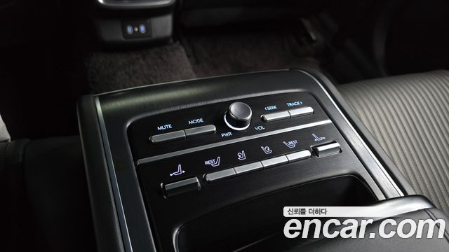 Hyundai Grandeur (GN7) 3,5 Gasoline 4WD Calligraphy 2023 — фото 24