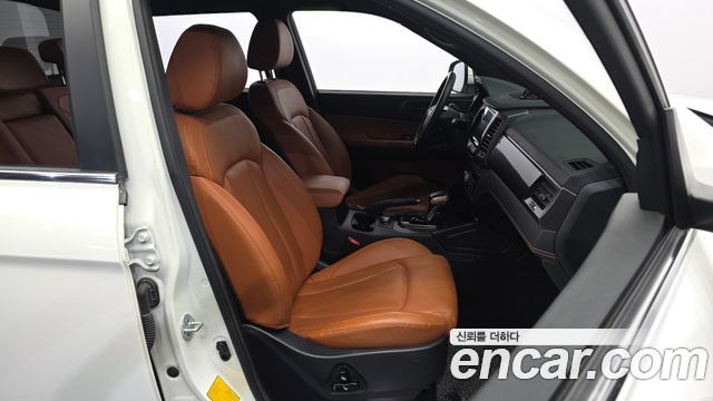 KG Mobility (SsangYong) Rexton Sports Khan Diesel 2.2 4WD Noblesse 2023 — фото 11