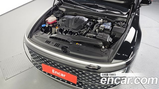 Hyundai Grandeur (GN7) 2,5 Gasoline 2WD Premium 2023 — фото 6