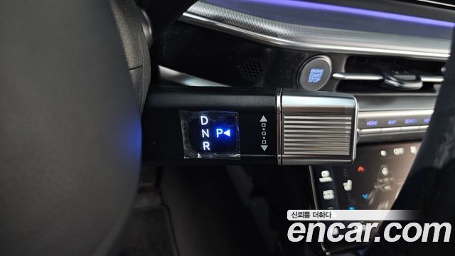 Hyundai Grandeur (GN7) 2,5 Gasoline 2WD Premium 2023 — фото 9