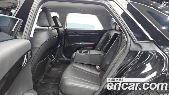 Hyundai Grandeur (GN7) 2,5 Gasoline 2WD Premium 2023 — фото 11